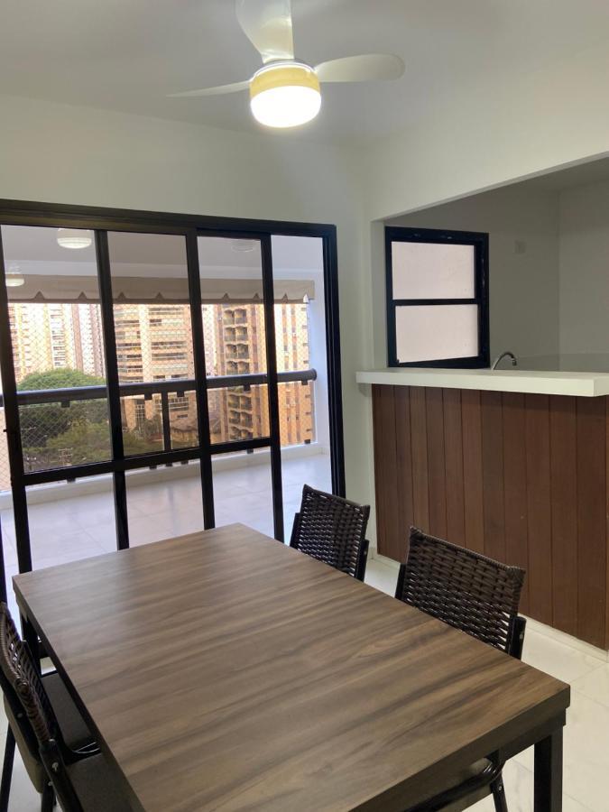 Novo Pitangueiras Service 2, Dois Dormitórios, 100 M Da Praia, Duas Vagas De Garagem, Completo *