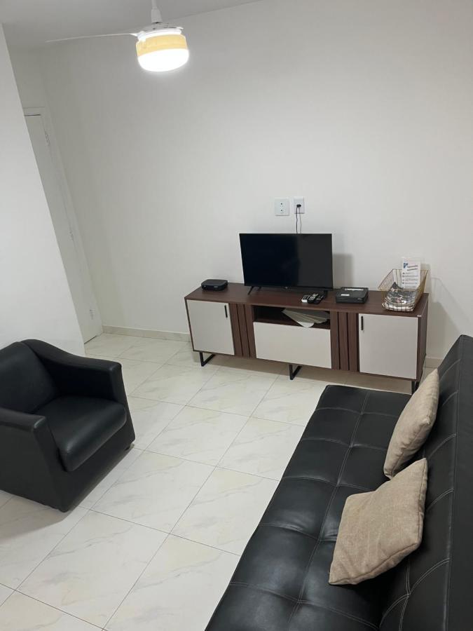 Apartamento Novo Pitangueiras Service 2, Dois Dormitórios, 100 M Da Praia, Duas Vagas De Garagem, Completo