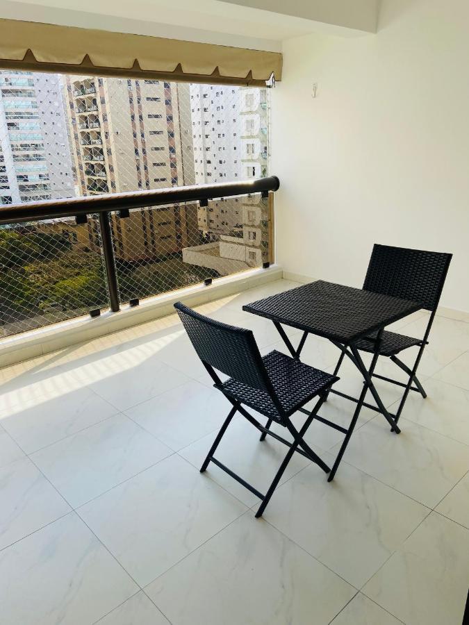 Pitangueiras 2, Dois Dormitorios, Piscina Aquecida, 100 M Da Praia, Duas Vagas De Garagem, Completo